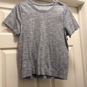 Athleta Gray Short Sleeve Tee